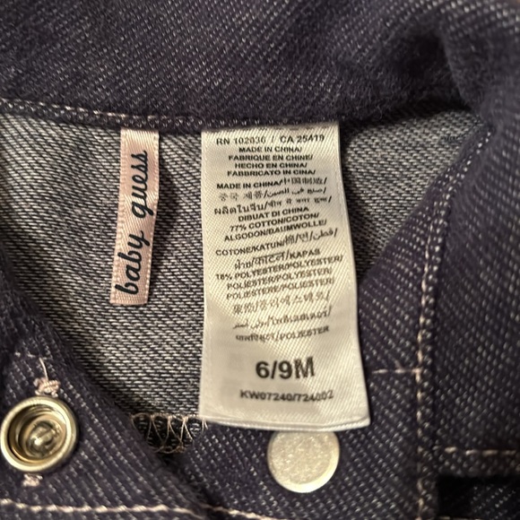 Guess Baby Jean jacket, long sleeve pink bodysuit and jeans 6-9 month size - Picture 4 of 11